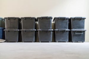 Read more about the article The advanatages of plastic storage bins