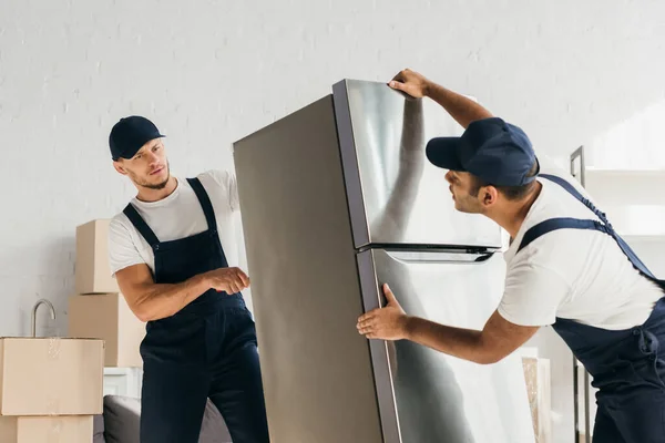 You are currently viewing How to Move and Pack a Refrigerator Carefully