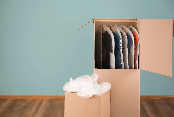 You are currently viewing The Best Closet Packing Techniques for Moving