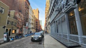 Read more about the article Why Co-Living Spaces Are Exploding in NYC in 2025